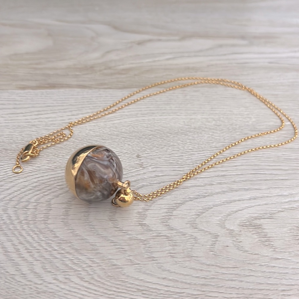 Vita Fede Agate Necklace